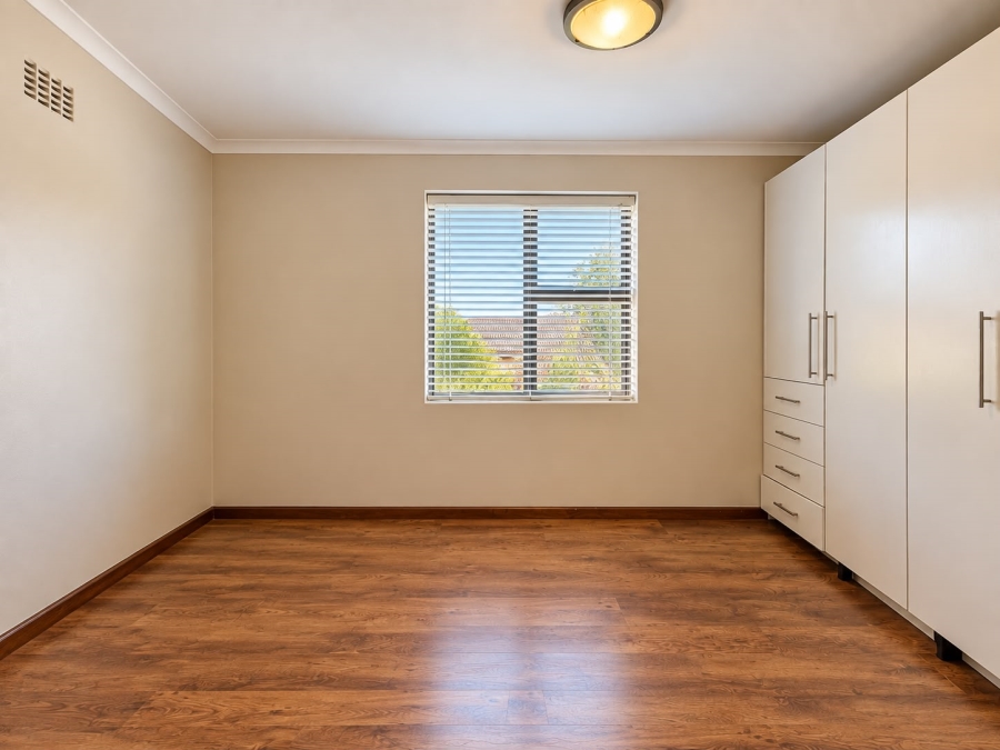 2 Bedroom Property for Sale in Kenilworth Western Cape
